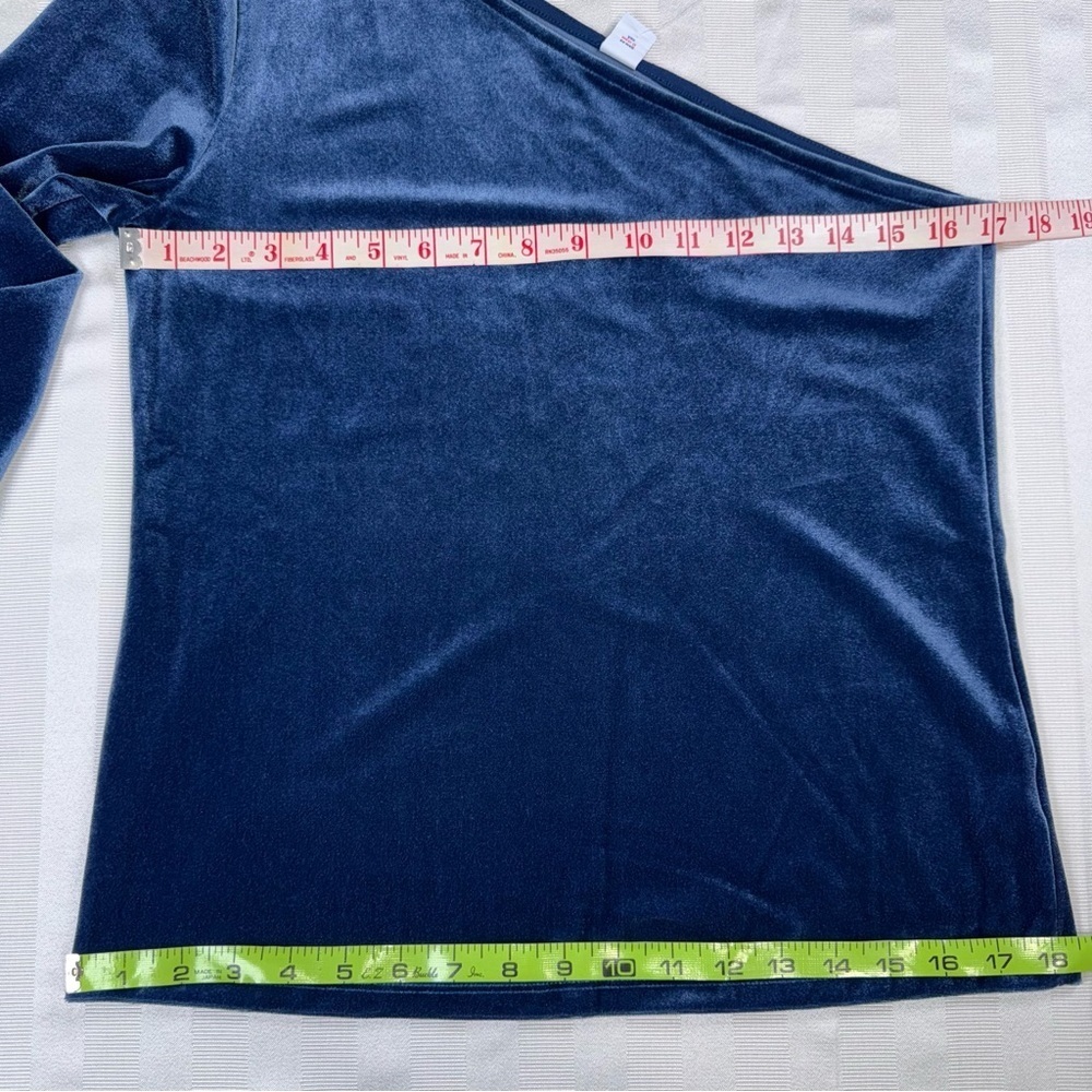 Old Navy Elegant Velvet One-Shoulder Large Blue Top NWT - Picture 6 of 10